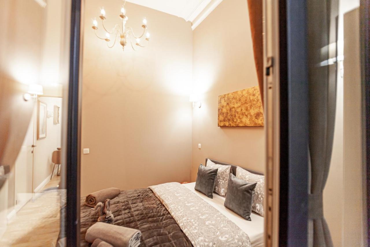 Luxury Suites Palace By Rikas Hotels Антверпен Екстериор снимка